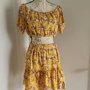 SHEIN Yellow Floral Skirt Set